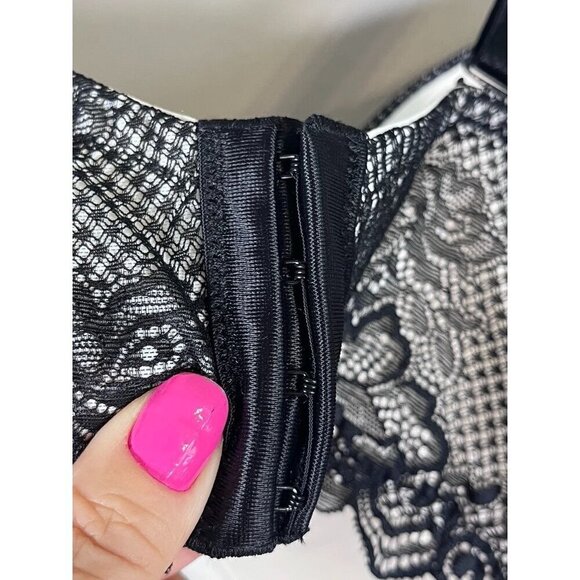 Torrid Bra Floral 46DDD Black Sexy Lace Plunge Push Up Neutral Feminine Staple - Picture 8 of 12